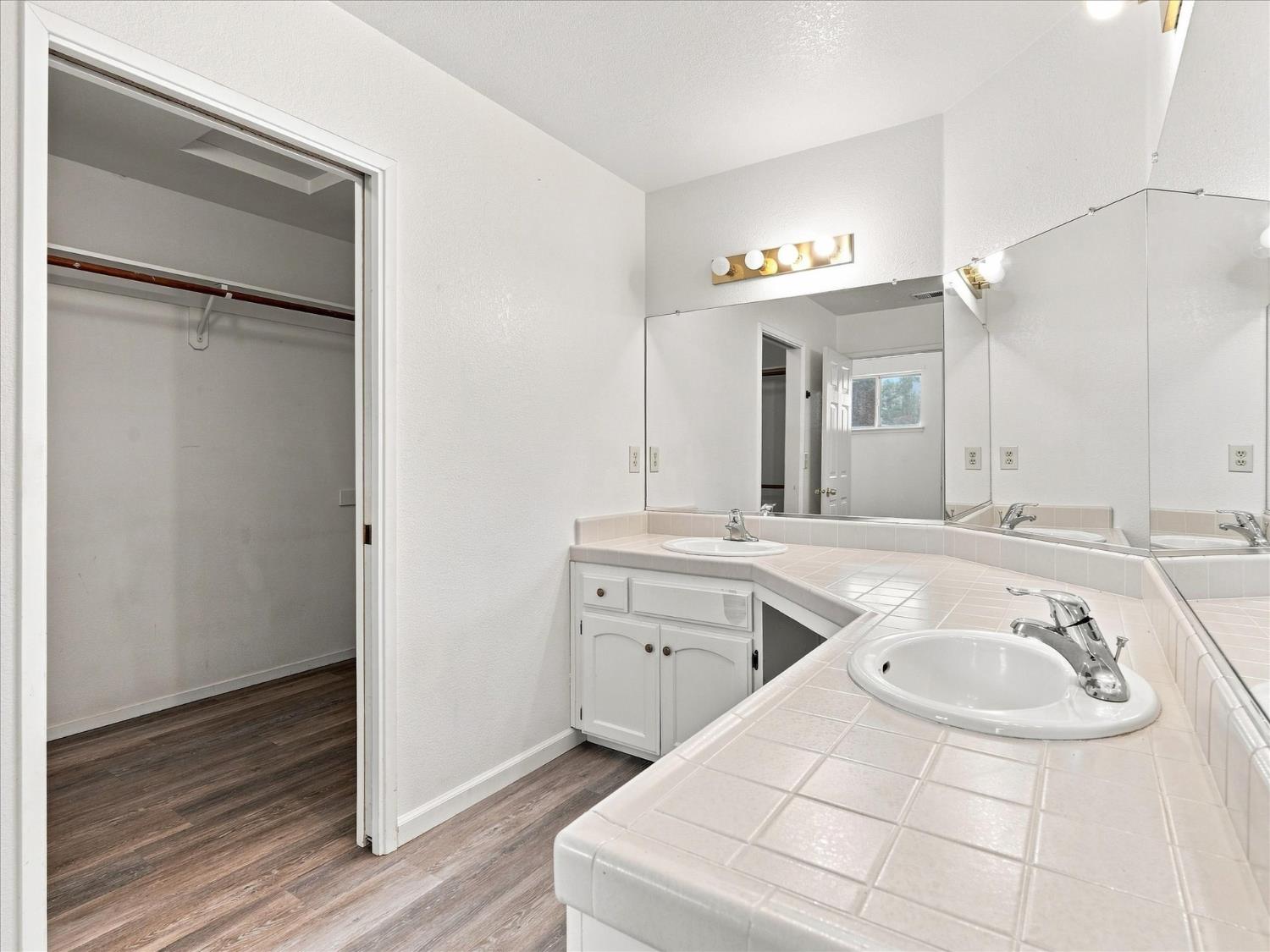 31081 N Dome Dr, Coarsegold, CA 93614