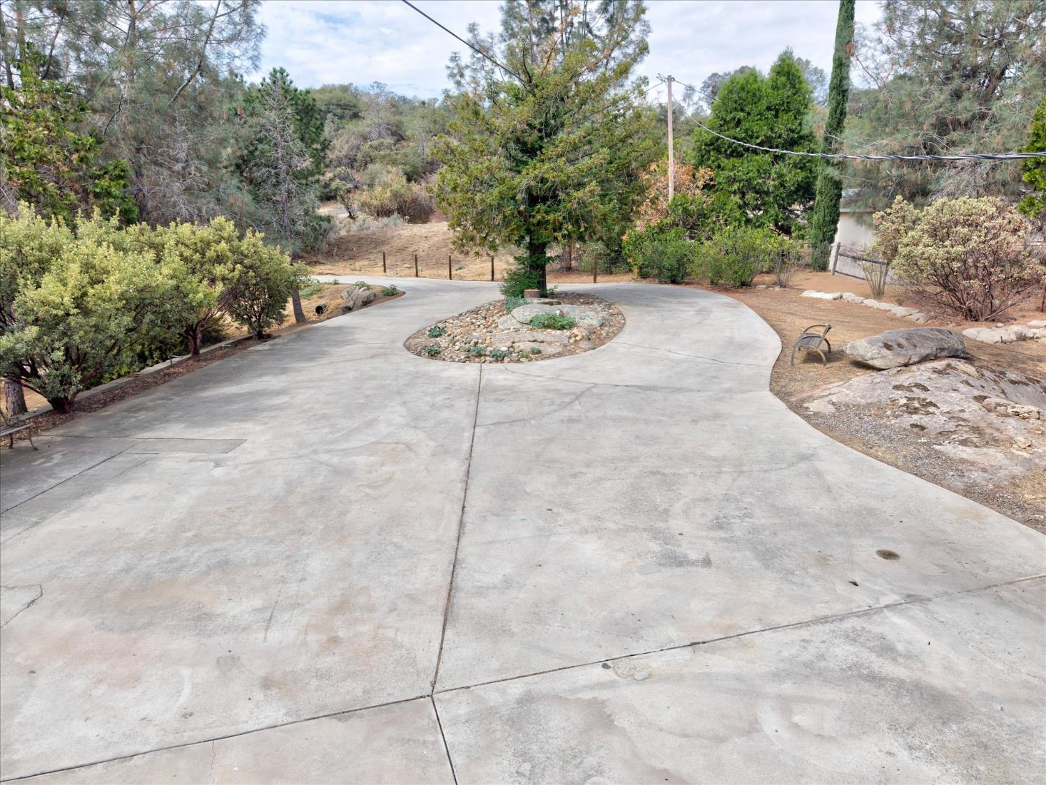 31081 N Dome Dr, Coarsegold, CA 93614
