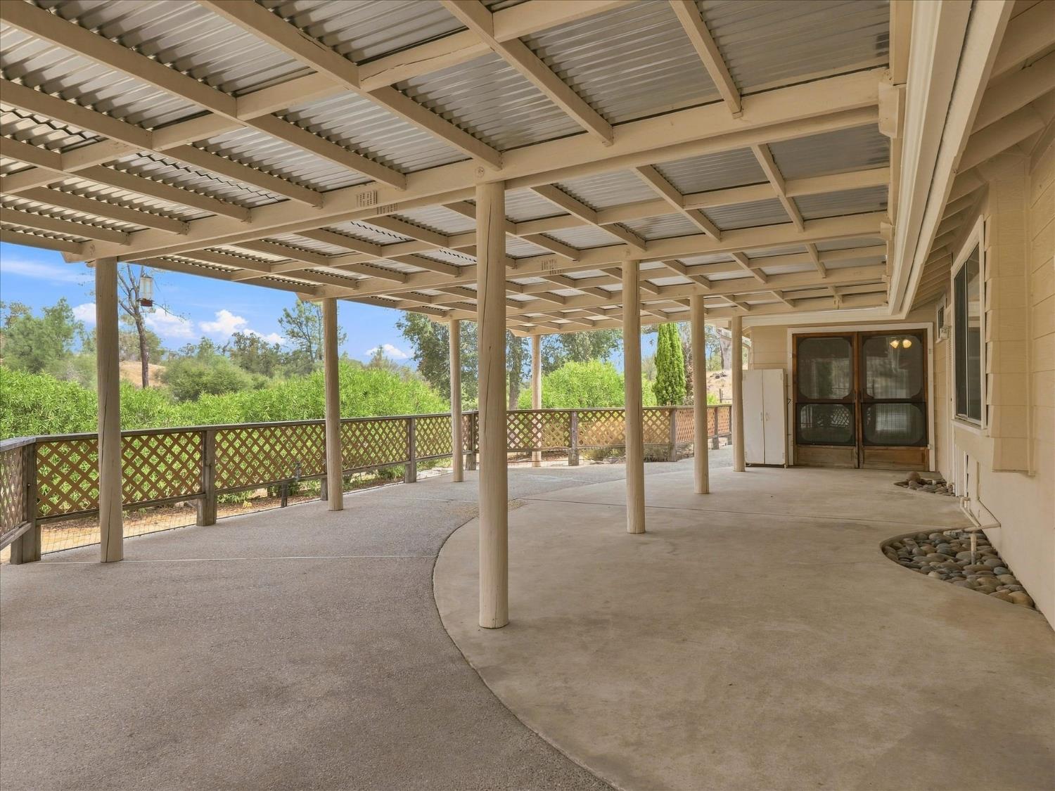 31081 N Dome Dr, Coarsegold, CA 93614