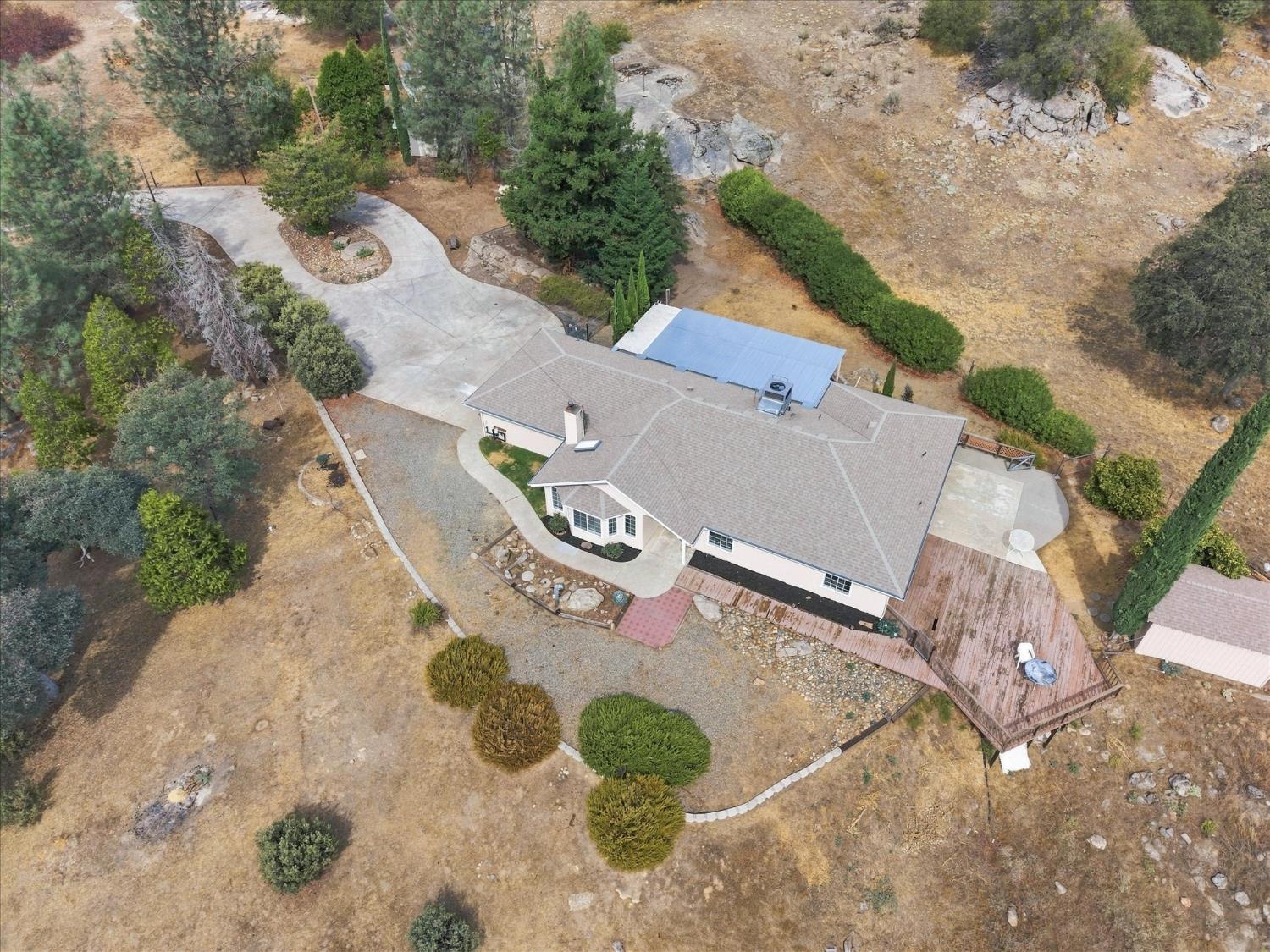 31081 N Dome Dr, Coarsegold, CA 93614