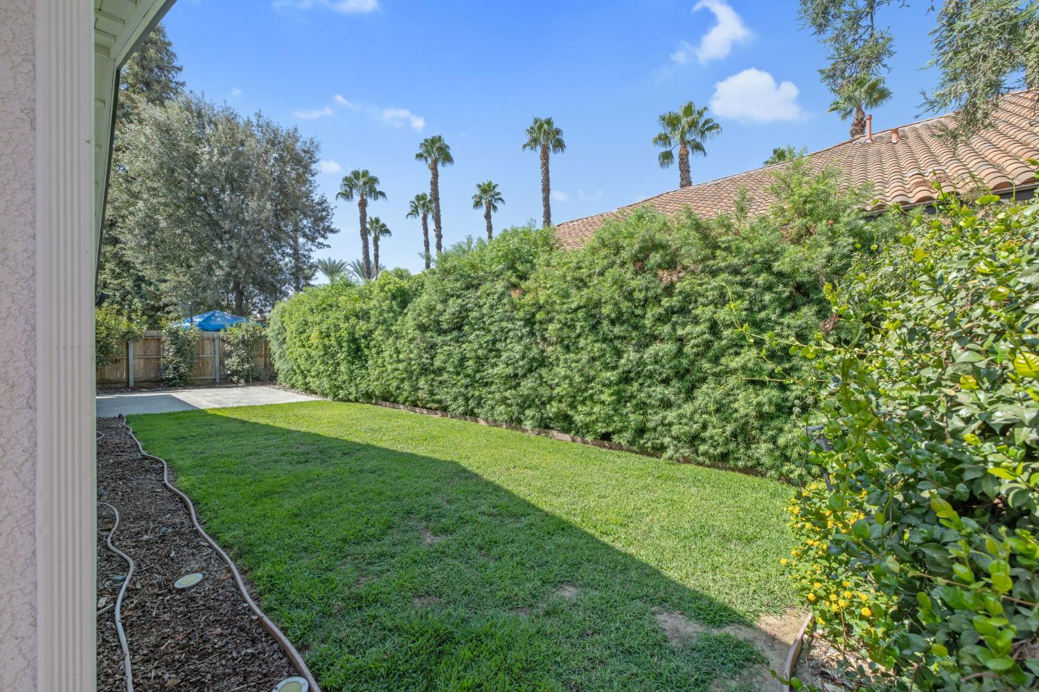 209 S Atwood Ct, Visalia, CA 93291