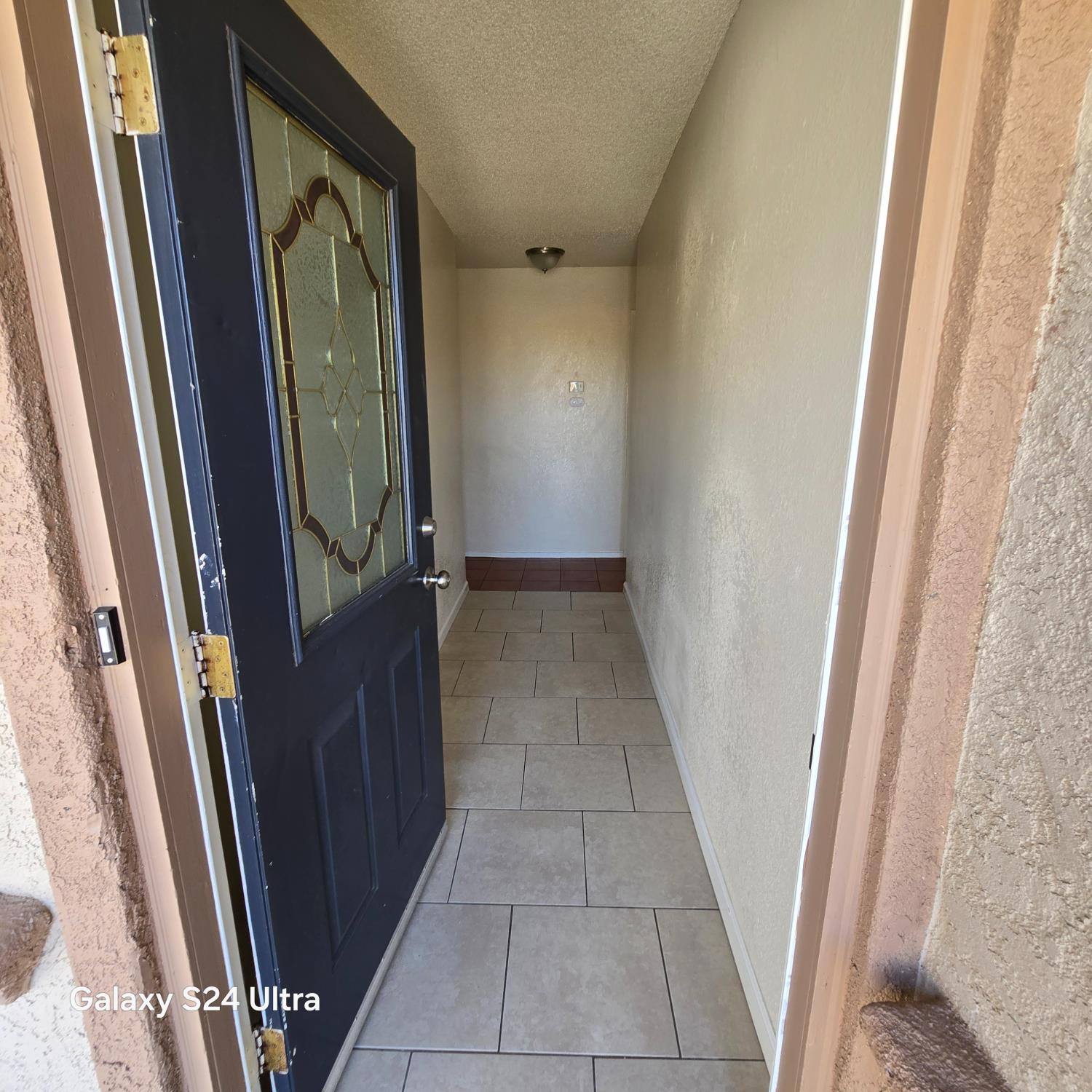 500 E Clark St, Madera, CA 93638