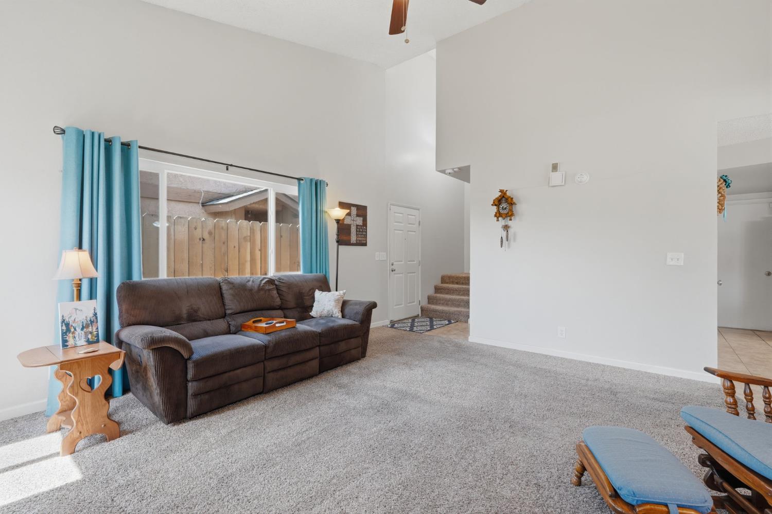 1143 E Ferguson Ave, Visalia, CA 93292