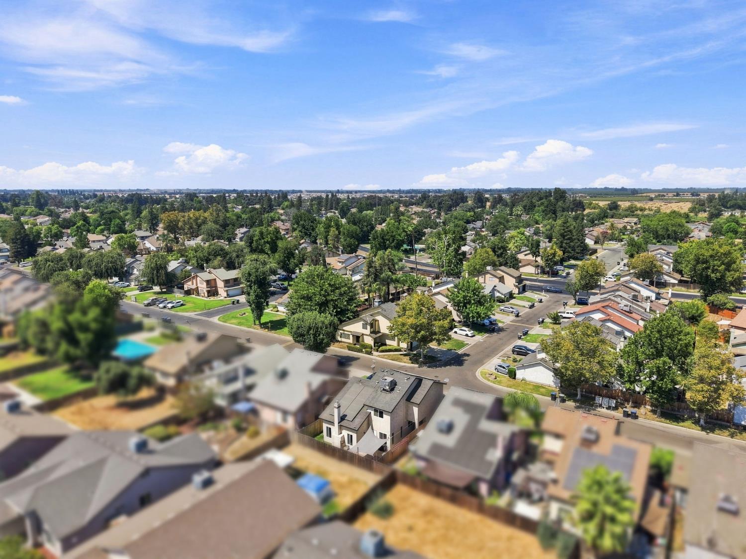 1143 E Ferguson Ave, Visalia, CA 93292