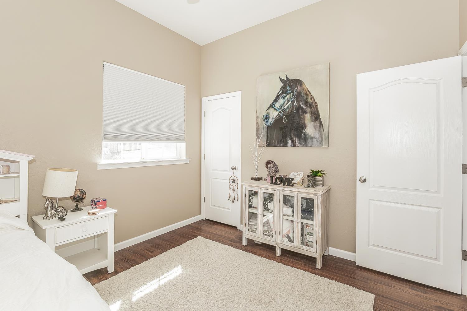7197 Perlman Dr, Sanger, CA 93657