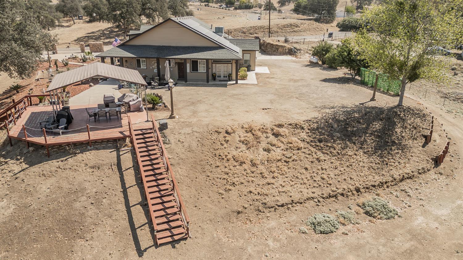7197 Perlman Dr, Sanger, CA 93657