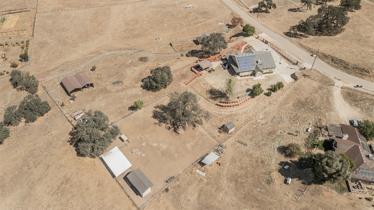 7197 Perlman Dr, Sanger, CA 93657