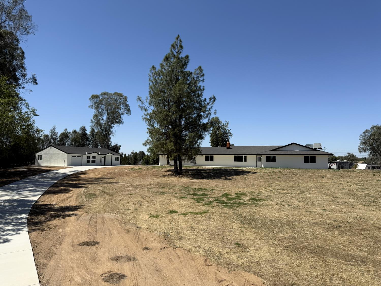 36610 Kenneth Ave, Madera, CA 93636