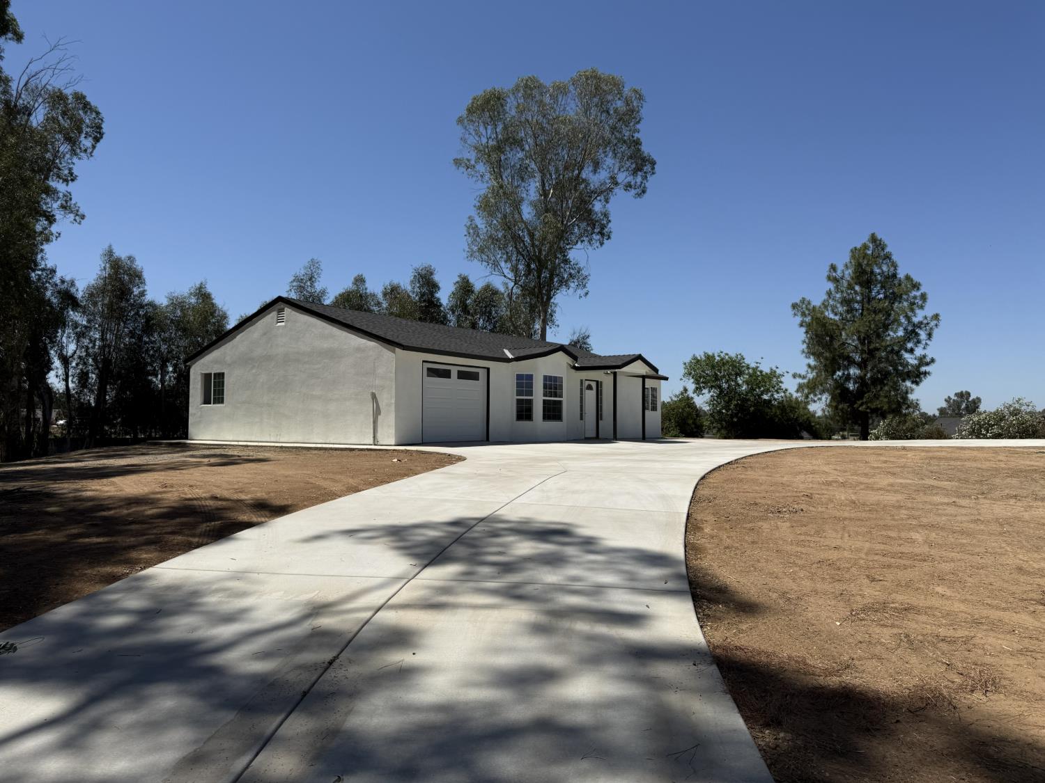 36610 Kenneth Ave, Madera, CA 93636