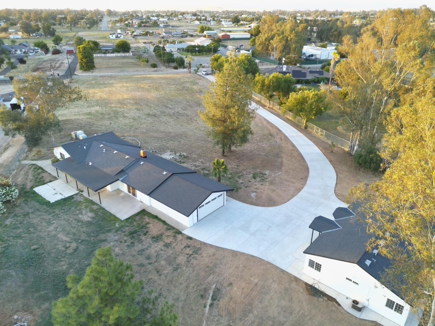 36610 Kenneth Ave, Madera, CA 93636