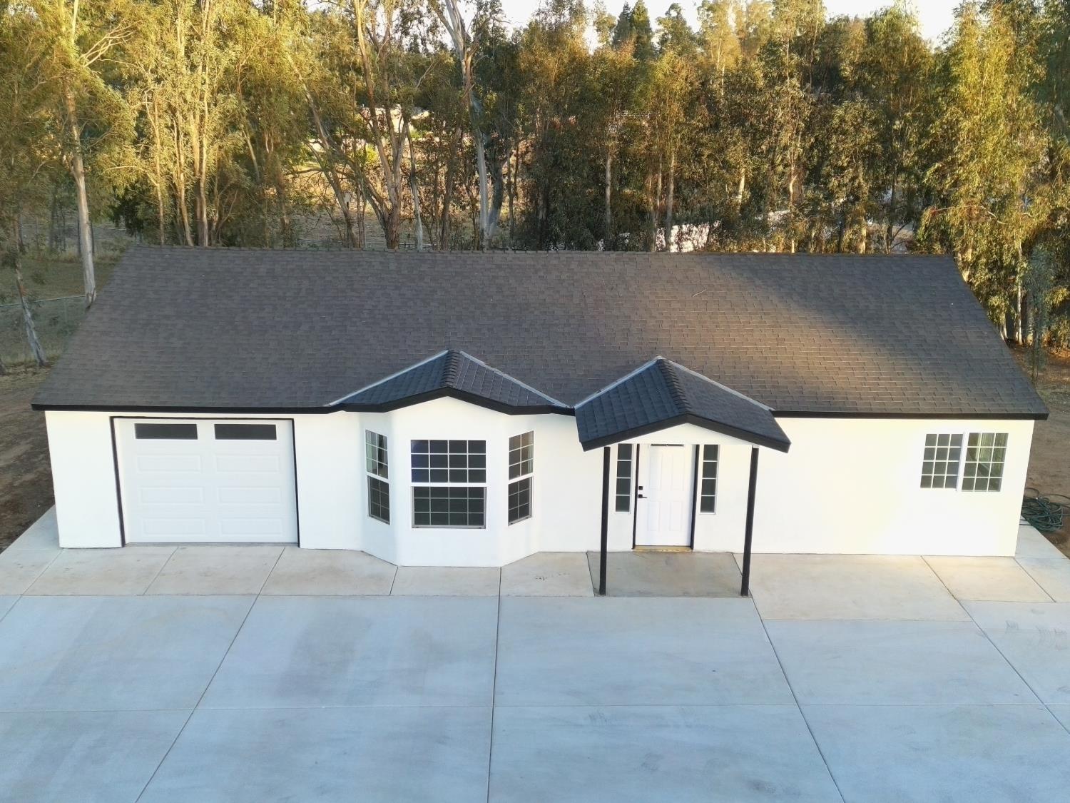 36610 Kenneth Ave, Madera, CA 93636