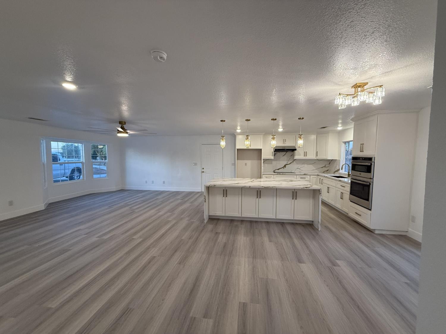 36610 Kenneth Ave, Madera, CA 93636