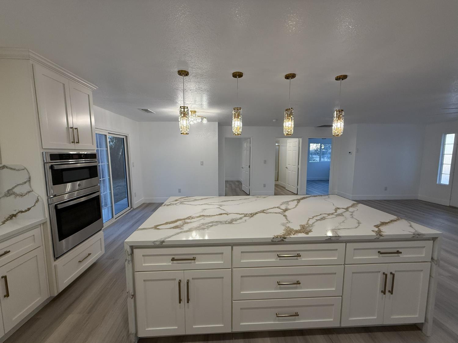 36610 Kenneth Ave, Madera, CA 93636
