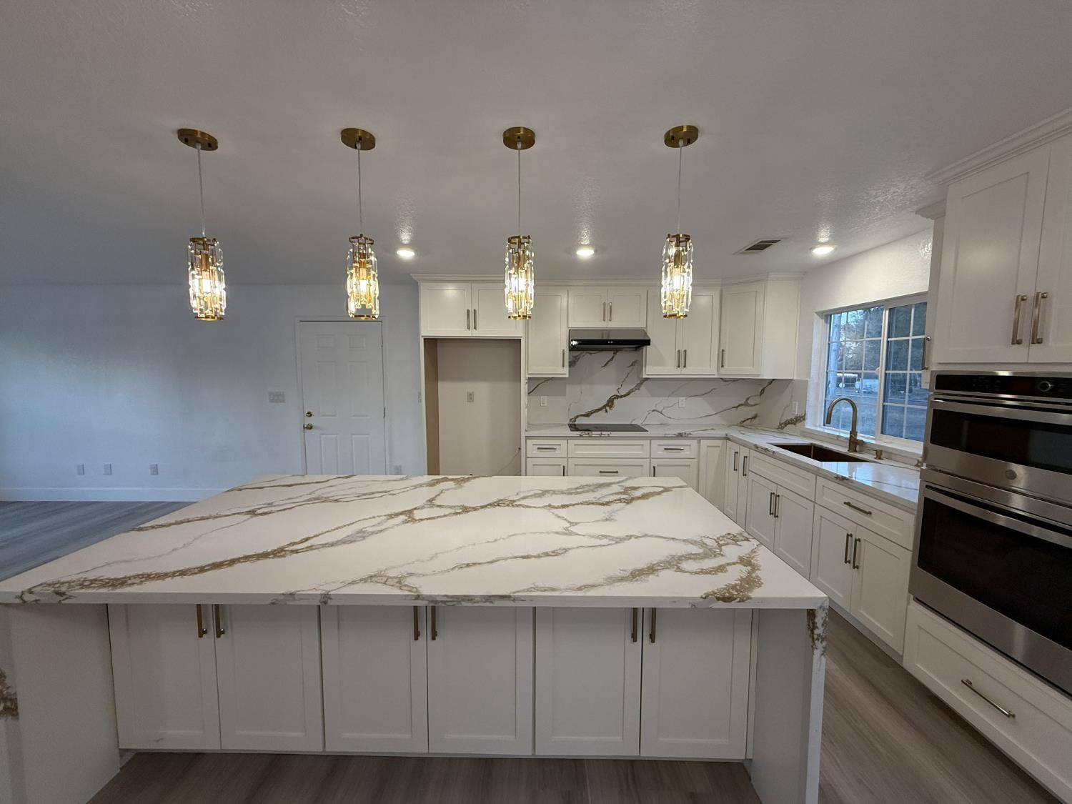 36610 Kenneth Ave, Madera, CA 93636