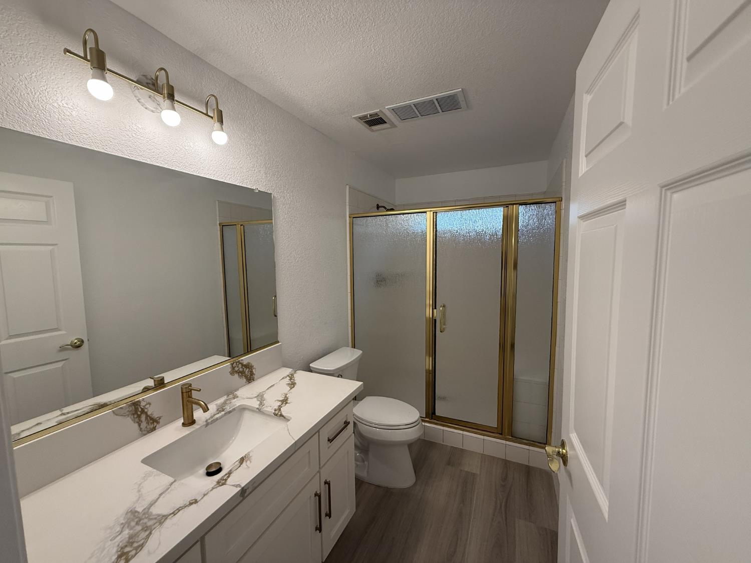 36610 Kenneth Ave, Madera, CA 93636