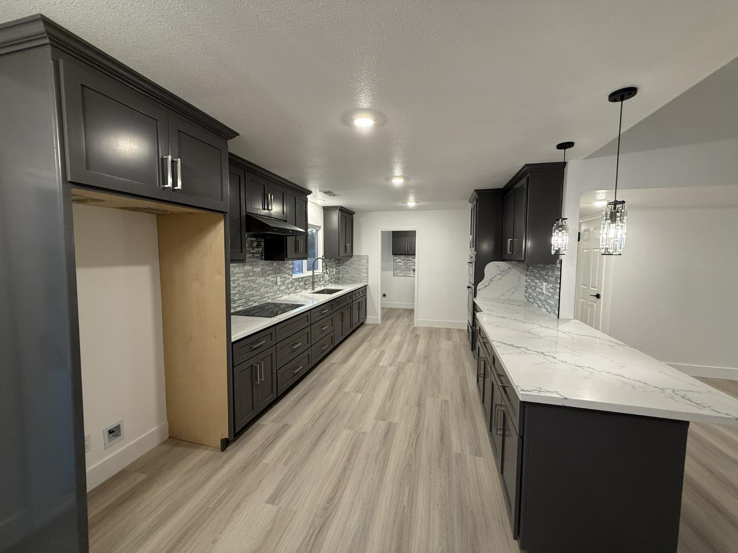 36610 Kenneth Ave, Madera, CA 93636