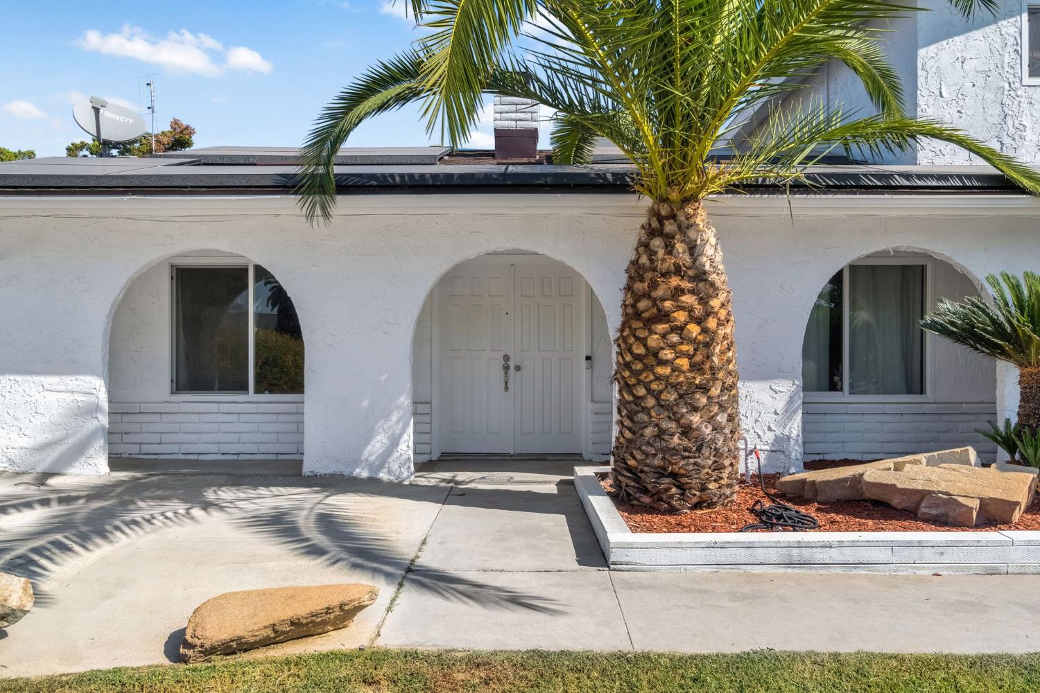 857 Los Altos Ave, Clovis, CA 93612