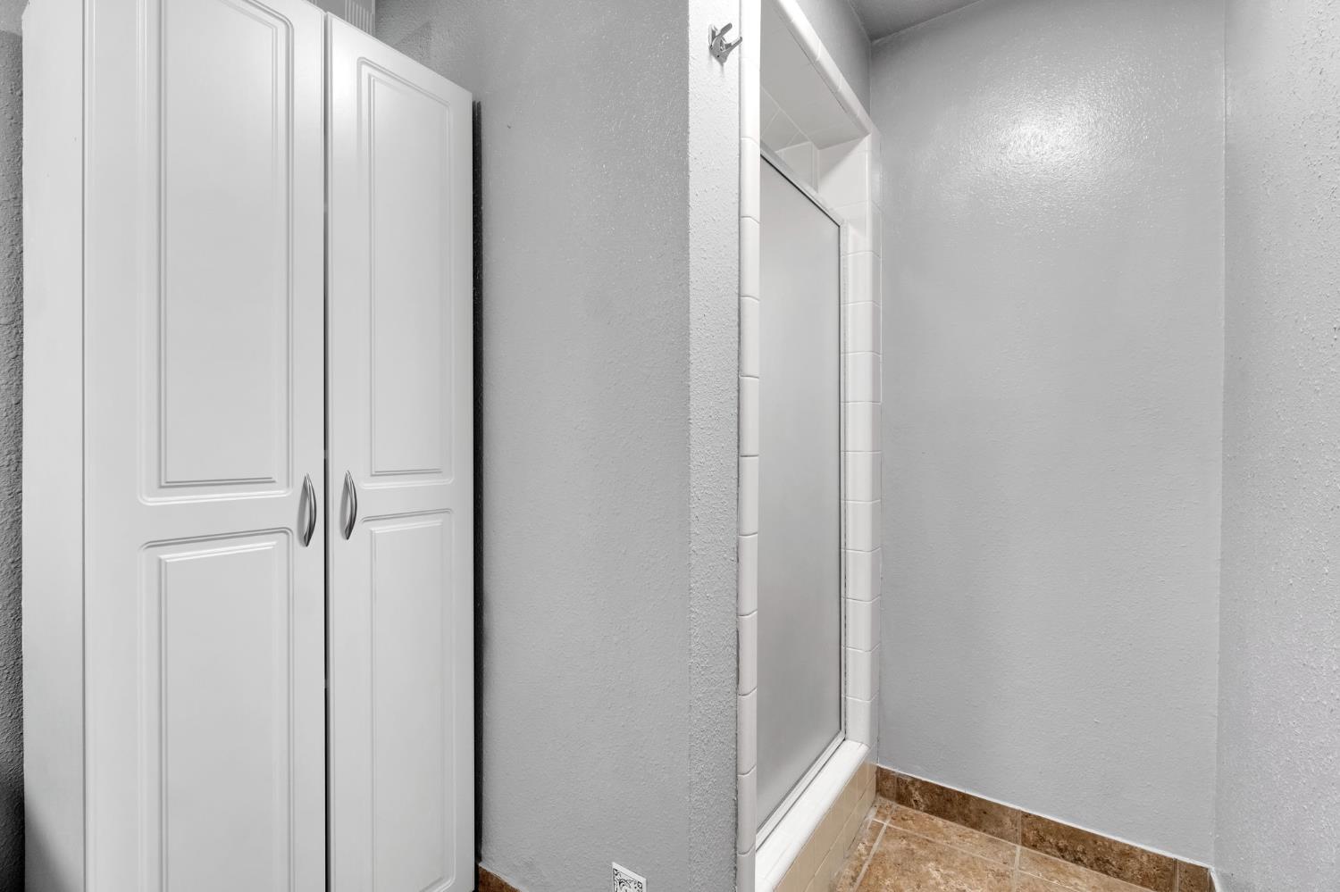 857 Los Altos Ave, Clovis, CA 93612