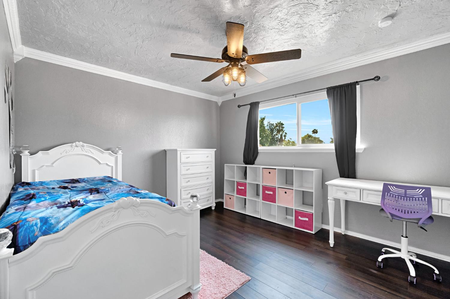 857 Los Altos Ave, Clovis, CA 93612