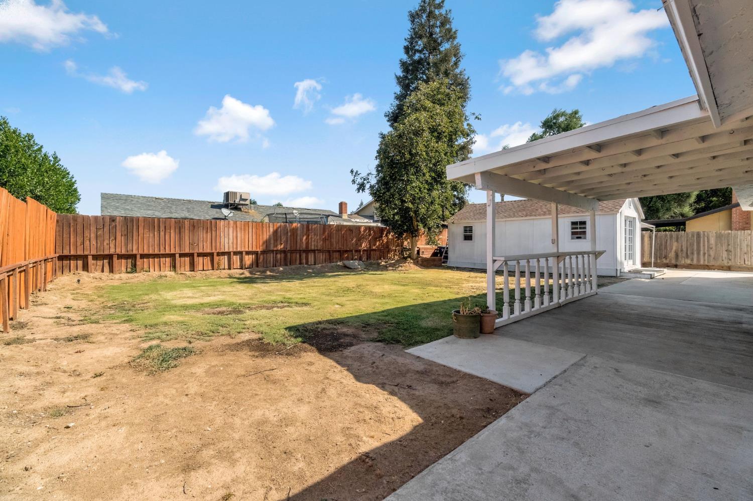 857 Los Altos Ave, Clovis, CA 93612