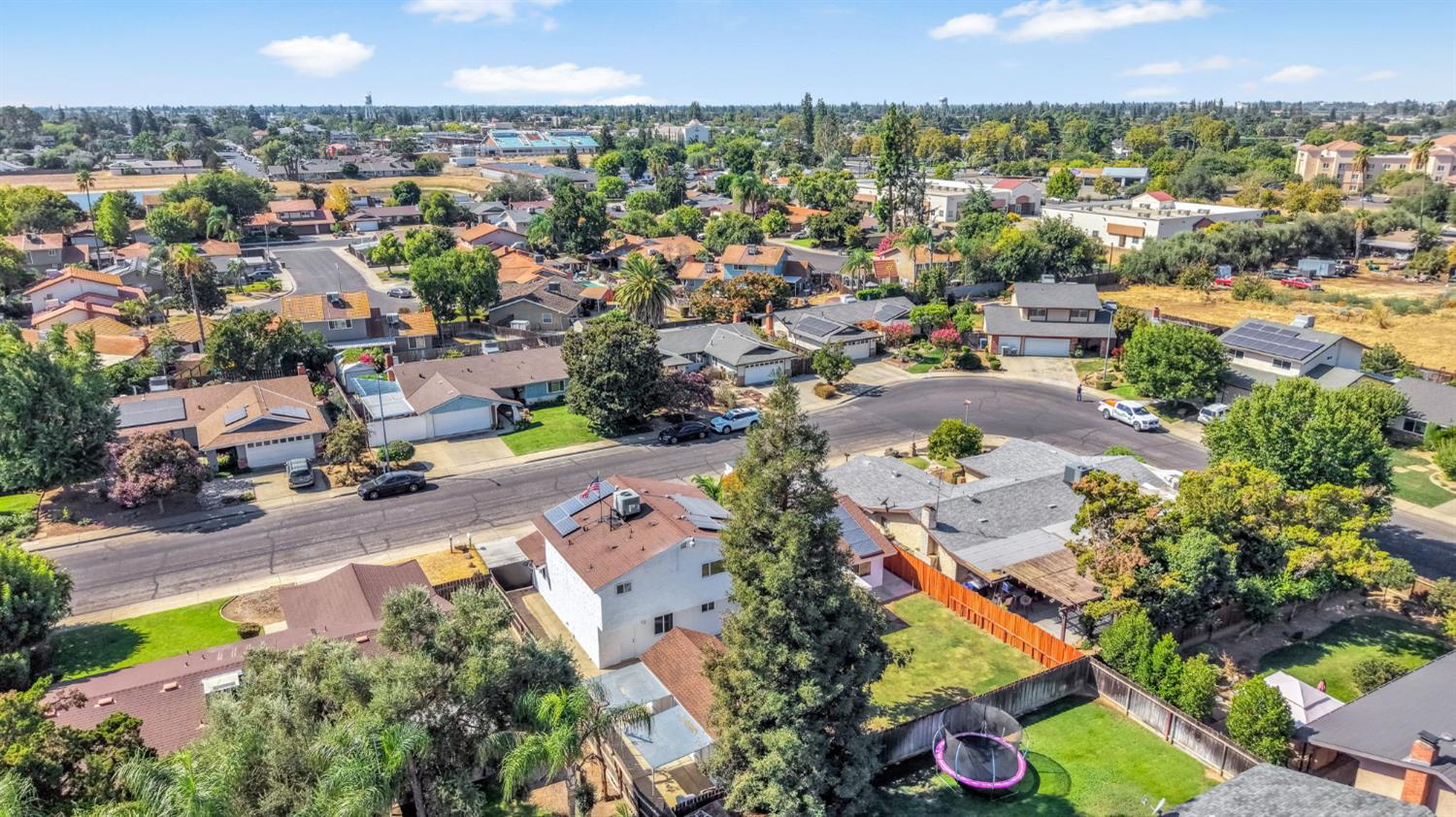 857 Los Altos Ave, Clovis, CA 93612