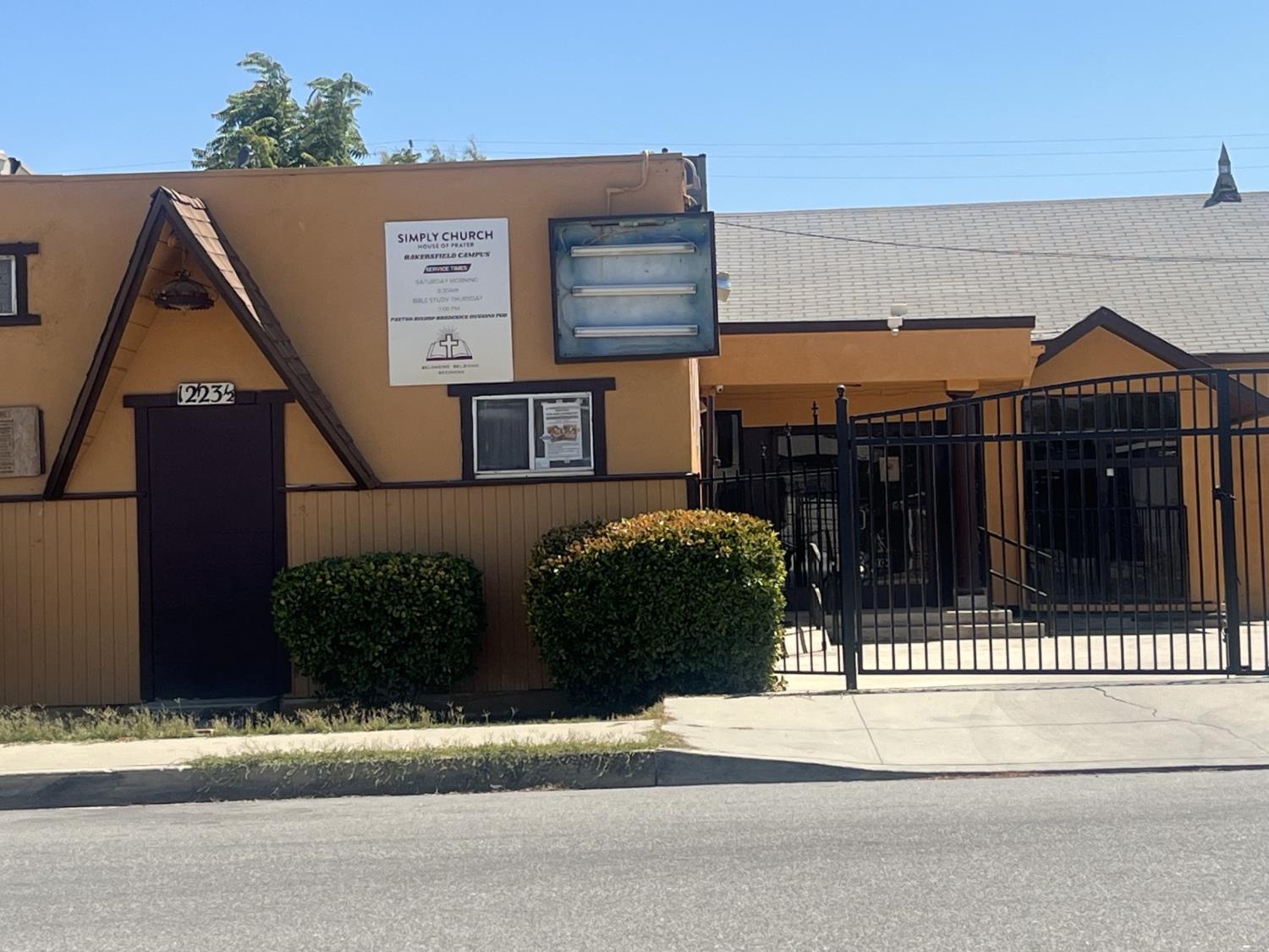 1223 DOLORES, Bakersfield, CA 93305