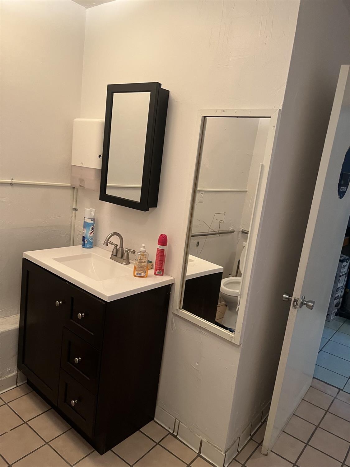 1223 DOLORES, Bakersfield, CA 93305