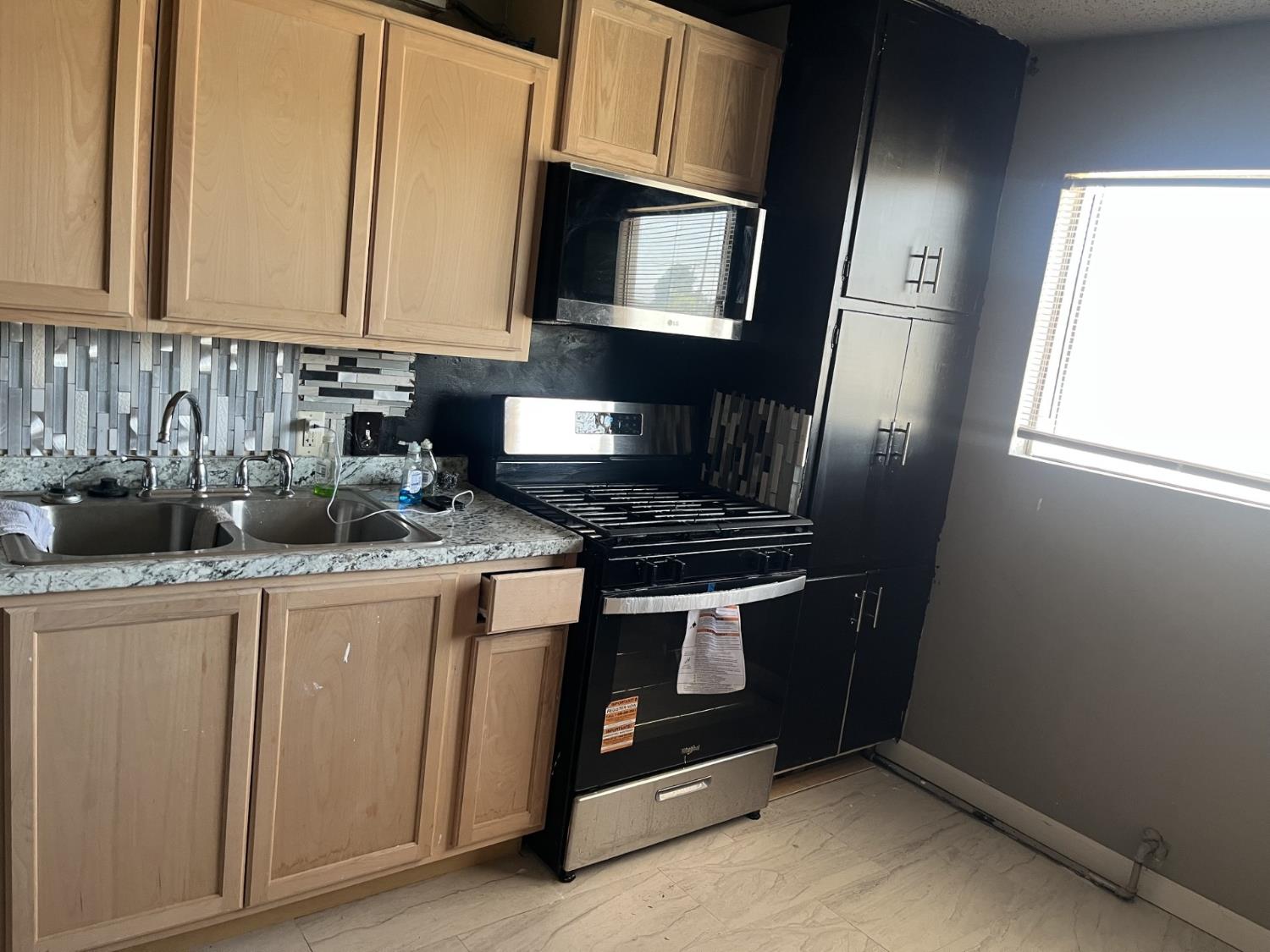 1223 DOLORES, Bakersfield, CA 93305