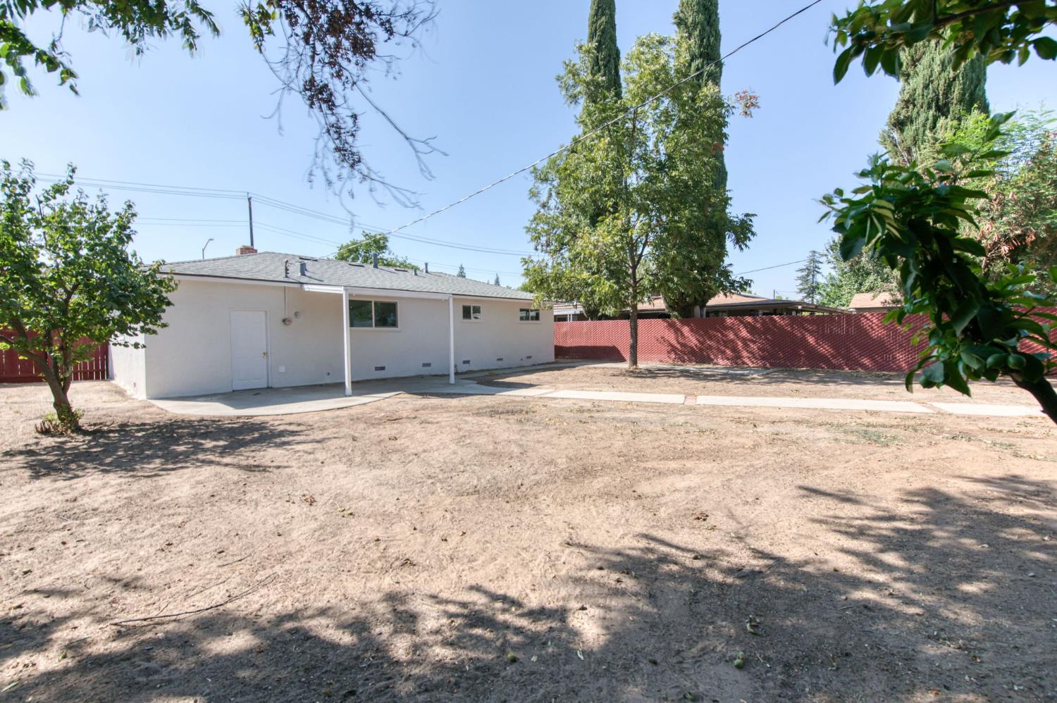 53 N Dewitt Ave, Clovis, CA 93612