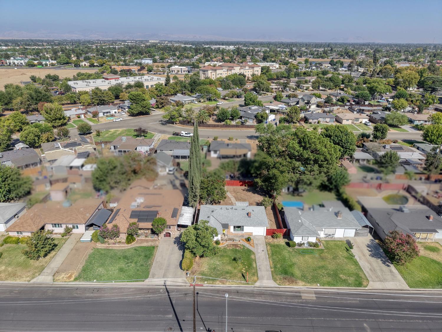 53 N Dewitt Ave, Clovis, CA 93612