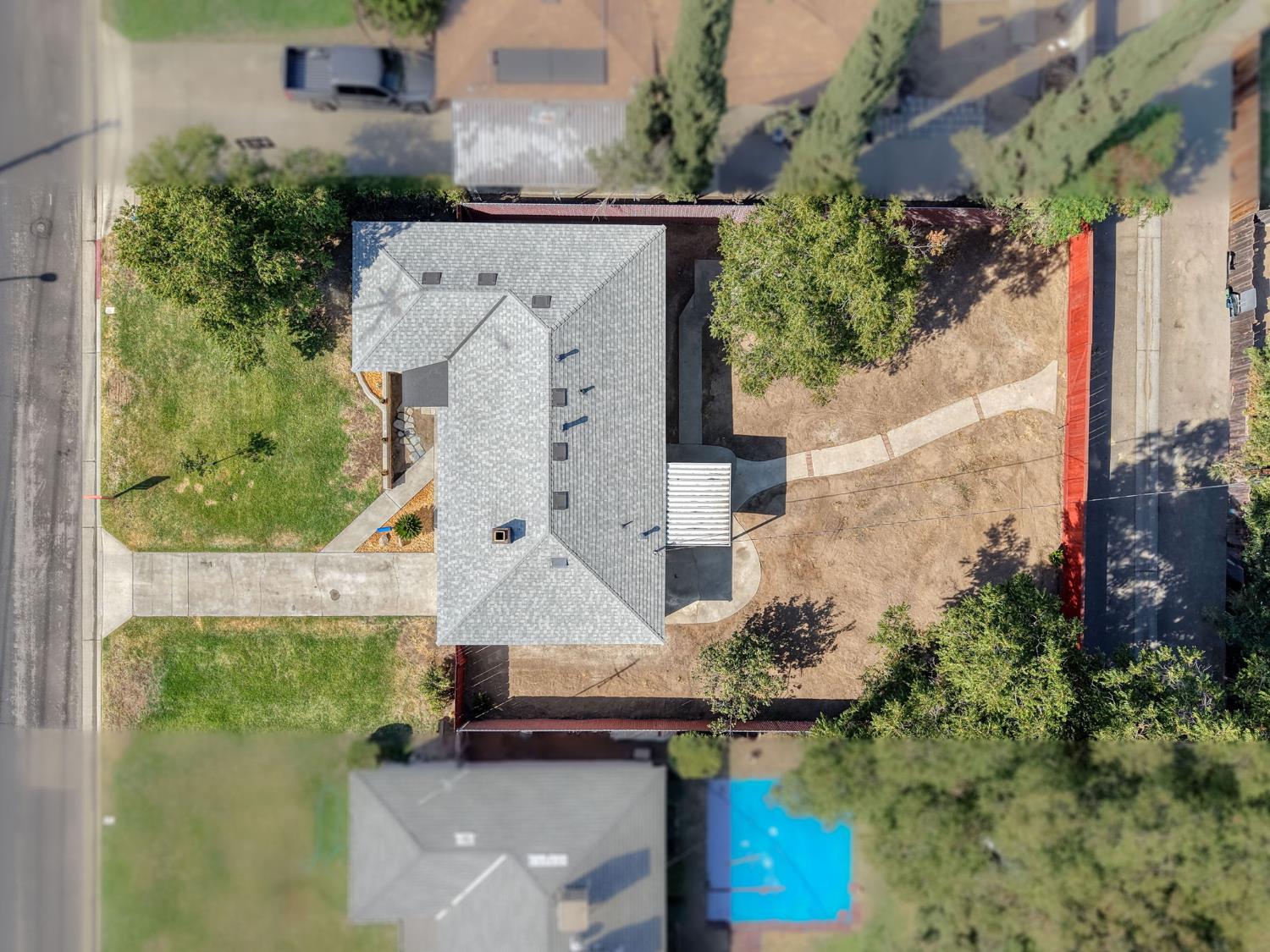 53 N Dewitt Ave, Clovis, CA 93612