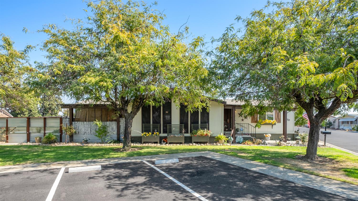 371 N Bethel Ave #70, Sanger, CA 93657