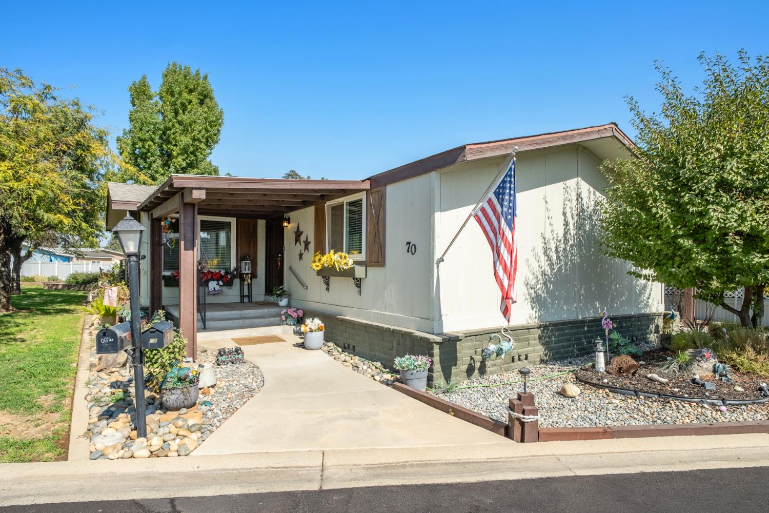 371 N Bethel Ave #70, Sanger, CA 93657