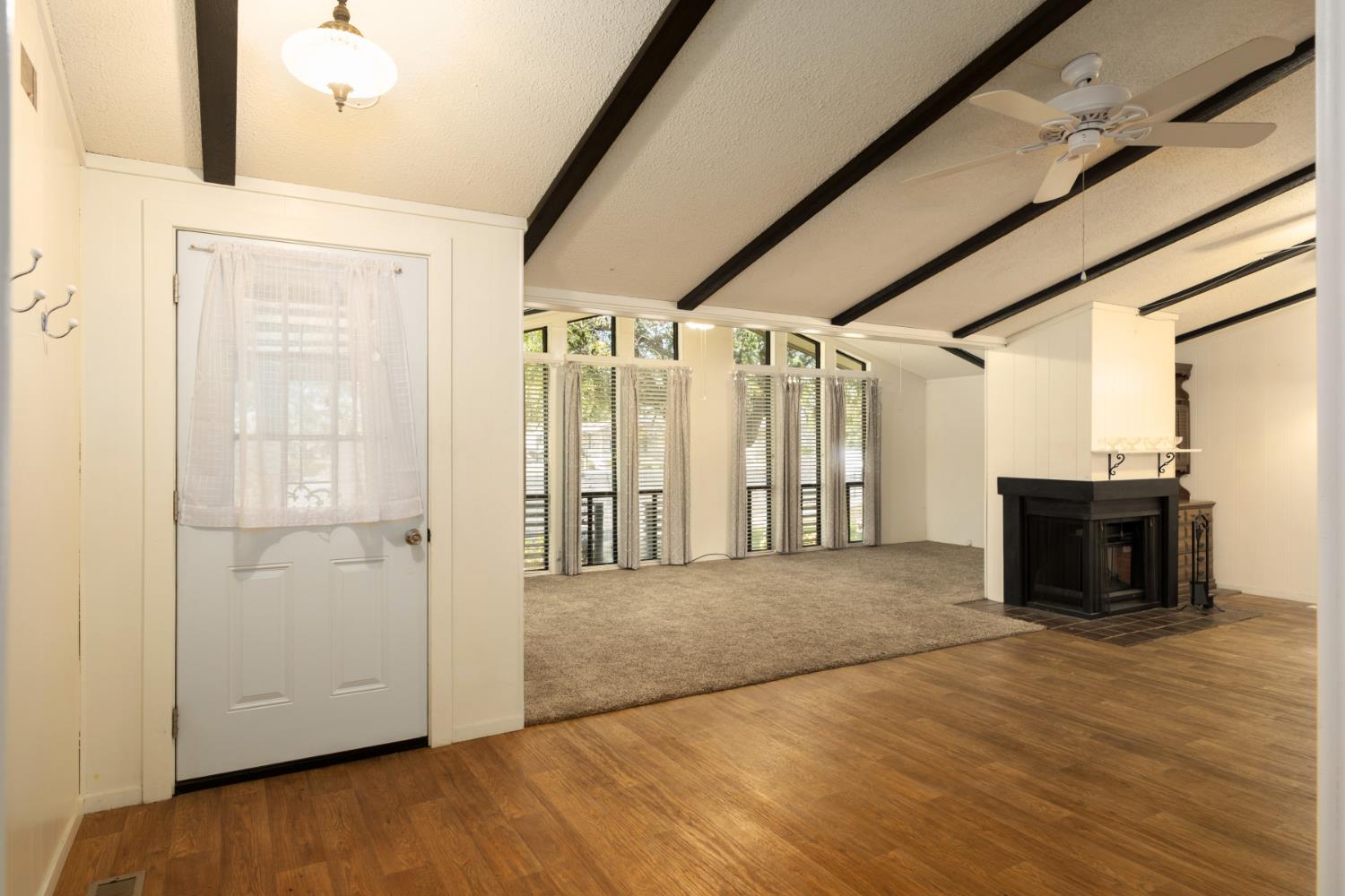 371 N Bethel Ave #70, Sanger, CA 93657
