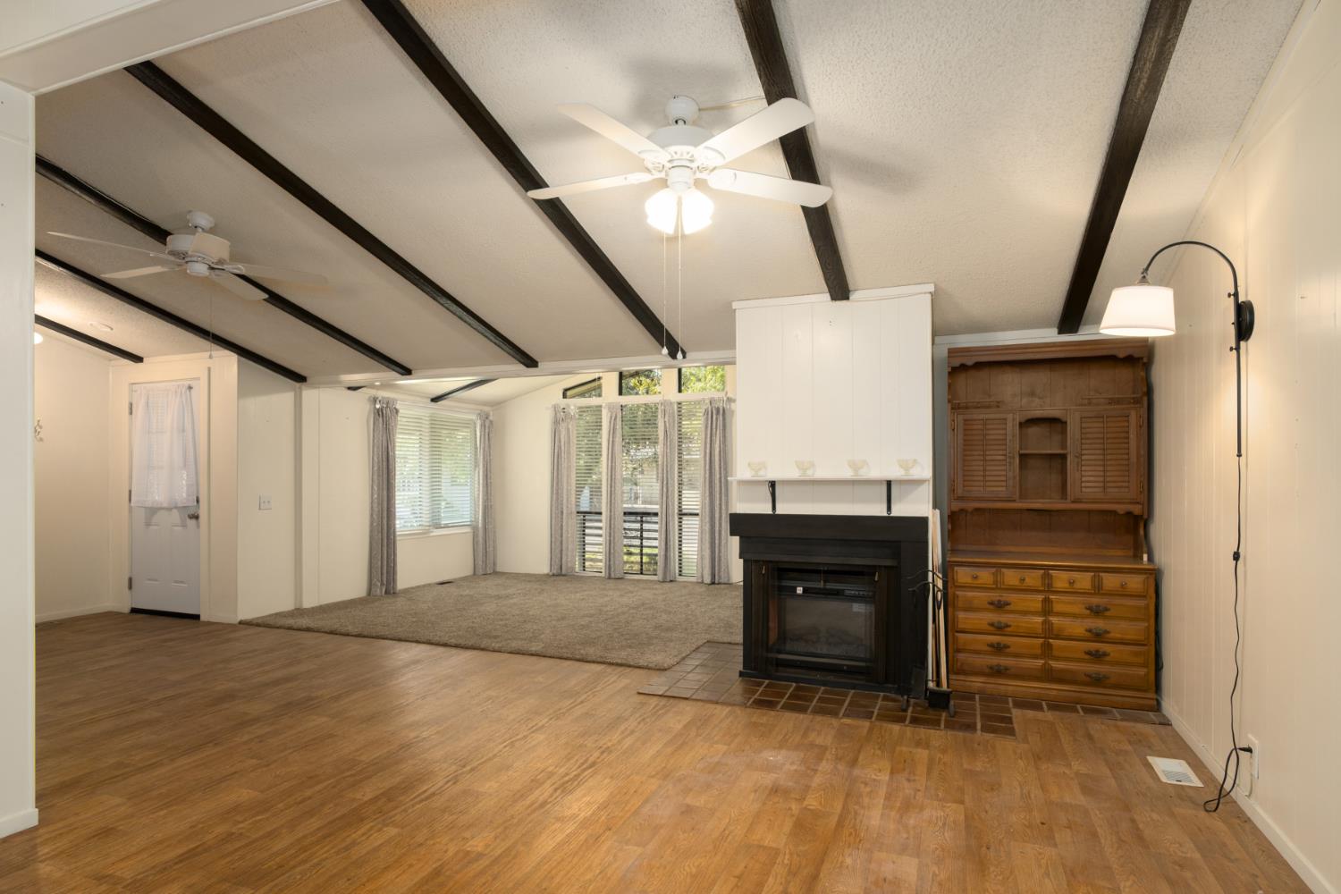 371 N Bethel Ave #70, Sanger, CA 93657