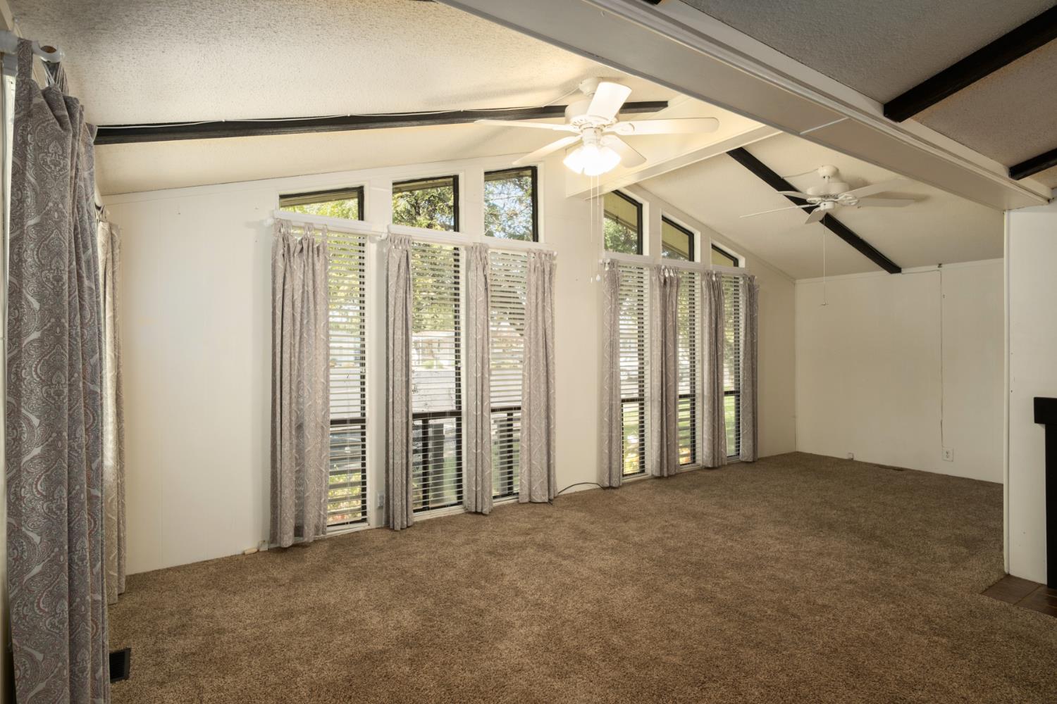 371 N Bethel Ave #70, Sanger, CA 93657
