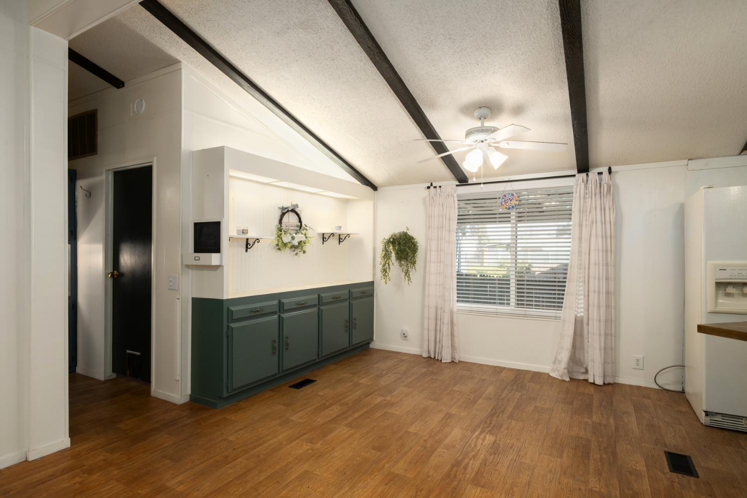 371 N Bethel Ave #70, Sanger, CA 93657