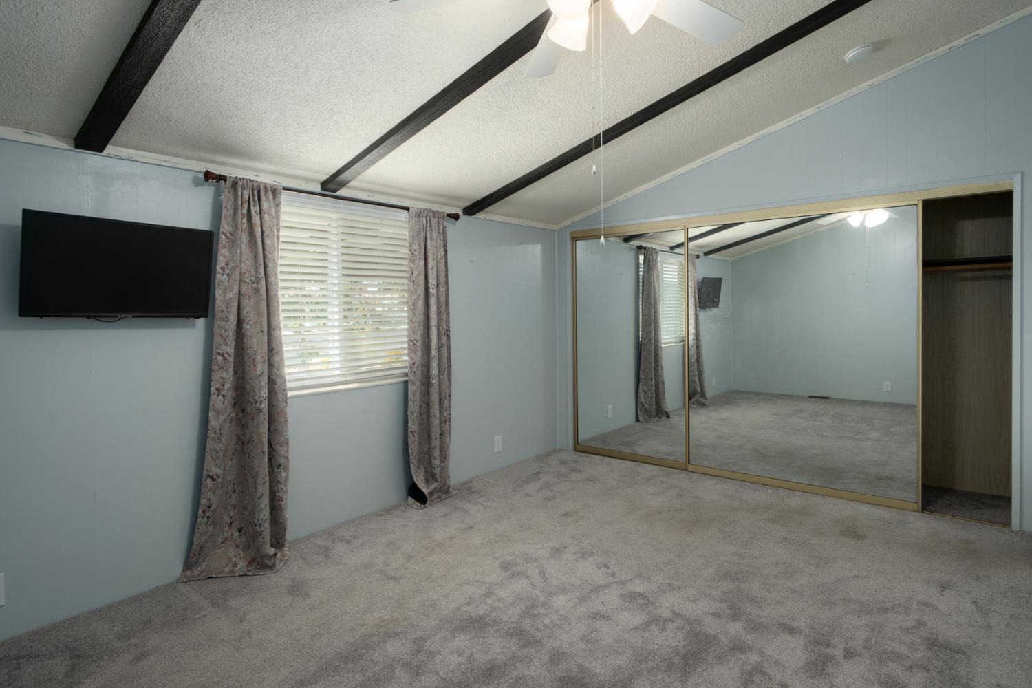 371 N Bethel Ave #70, Sanger, CA 93657