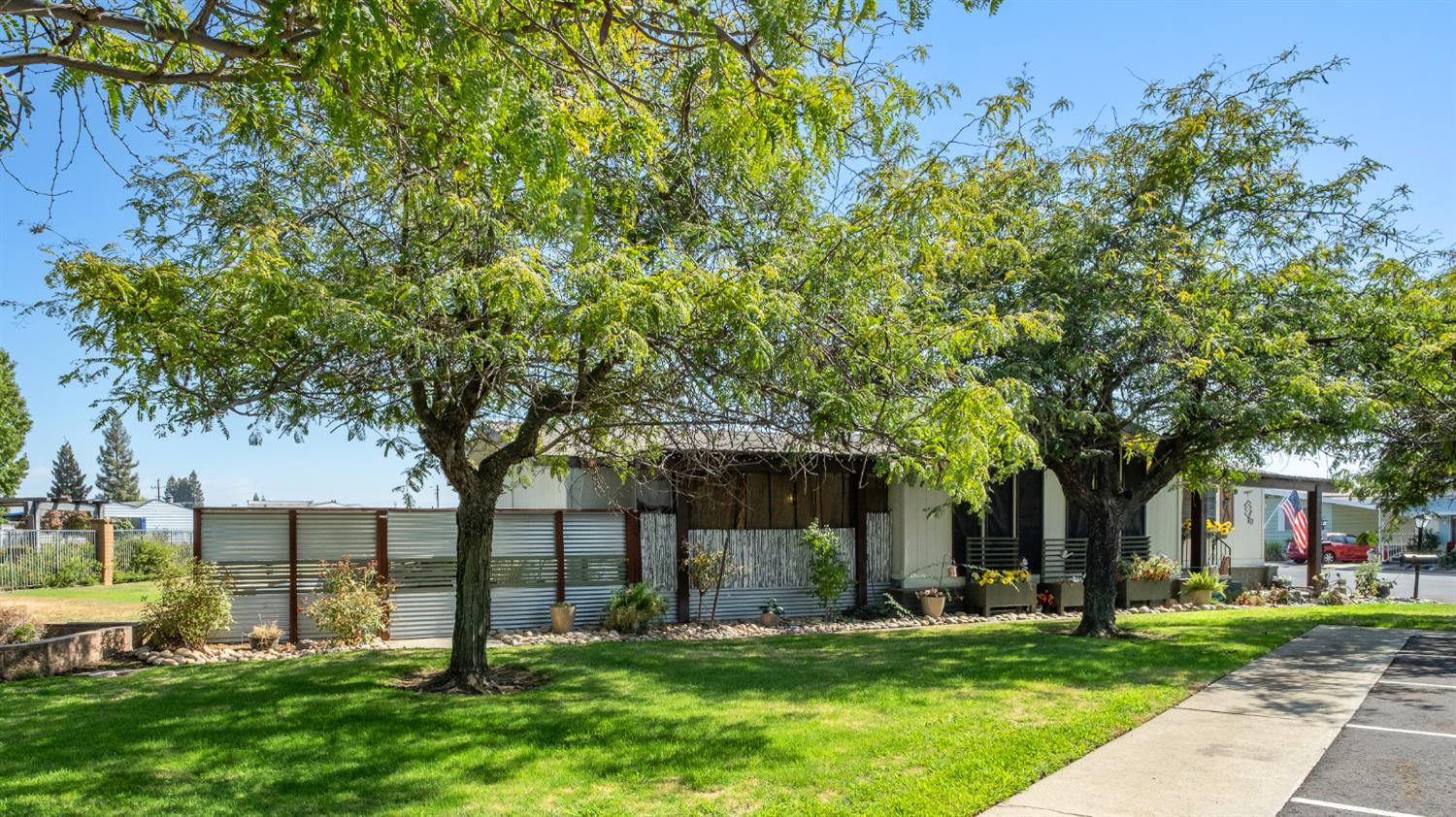 371 N Bethel Ave #70, Sanger, CA 93657