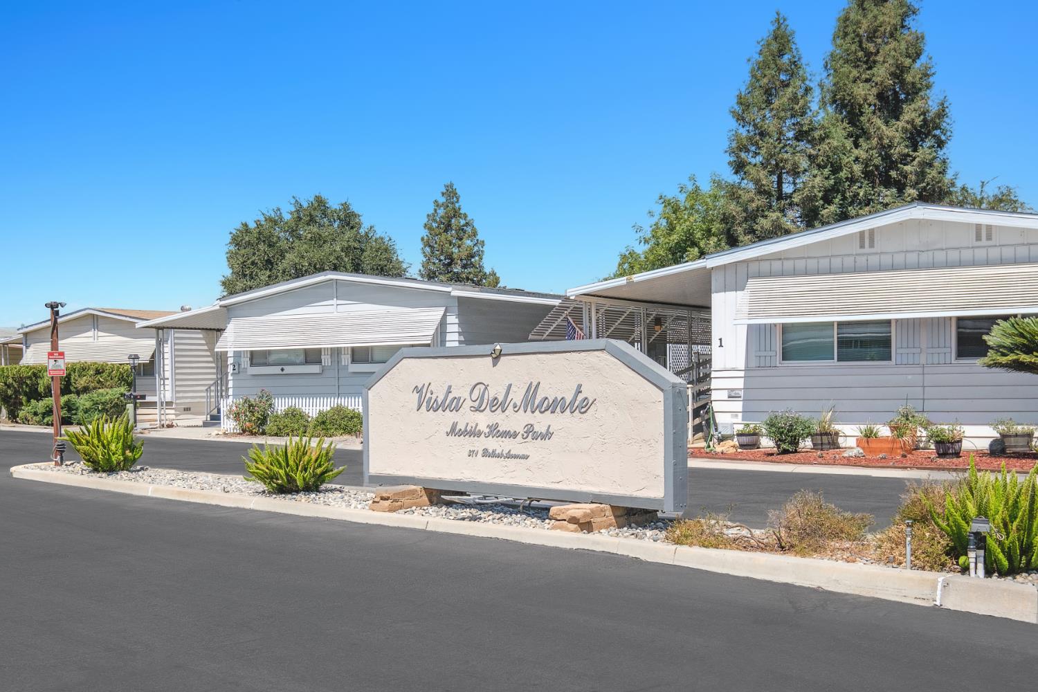371 N Bethel Ave #70, Sanger, CA 93657
