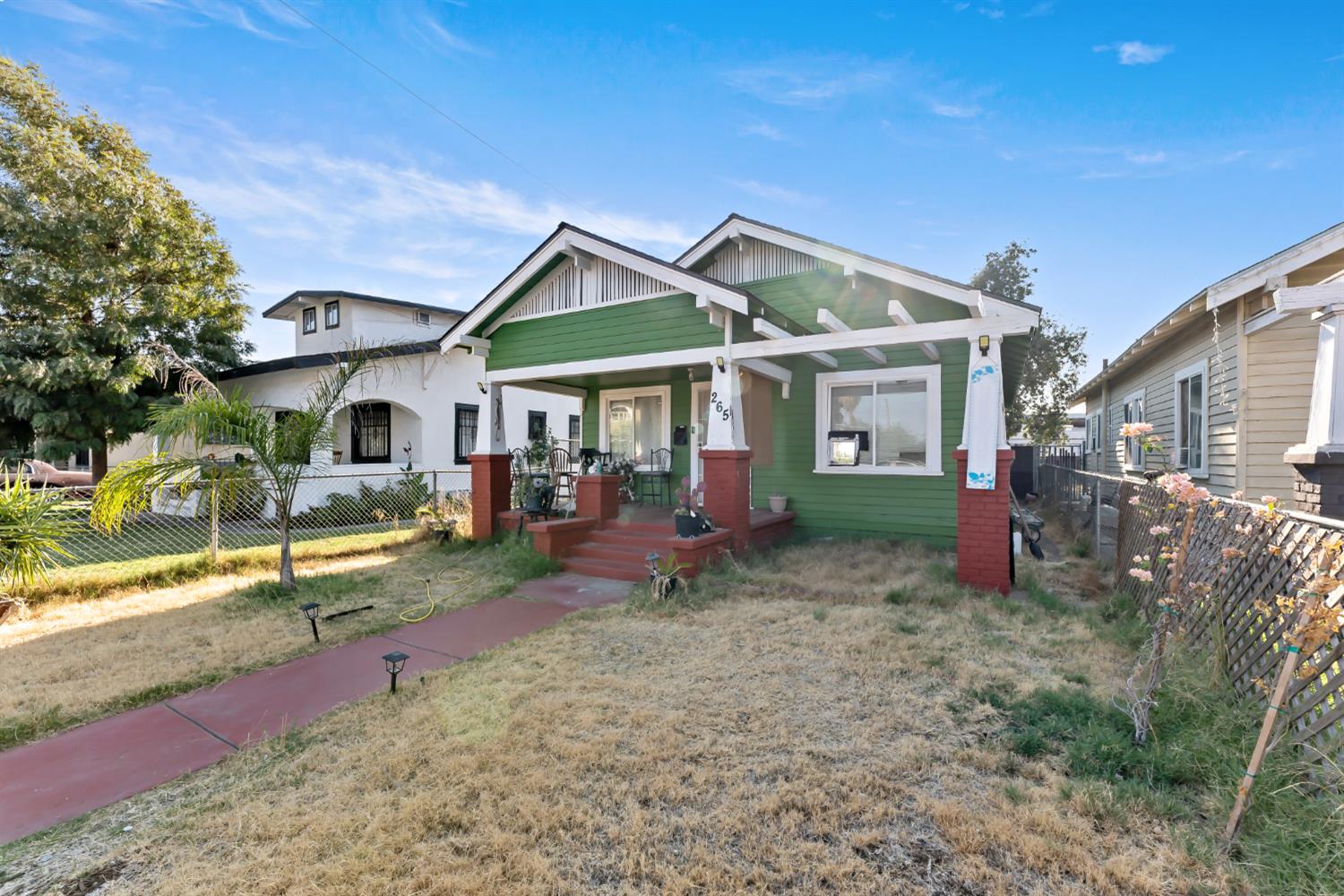 265 N Effie St, Fresno, CA 93701