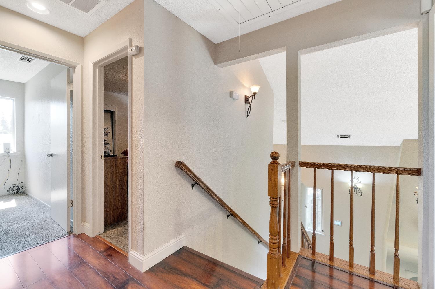 6060 E Illinois Ave, Fresno, CA 93727