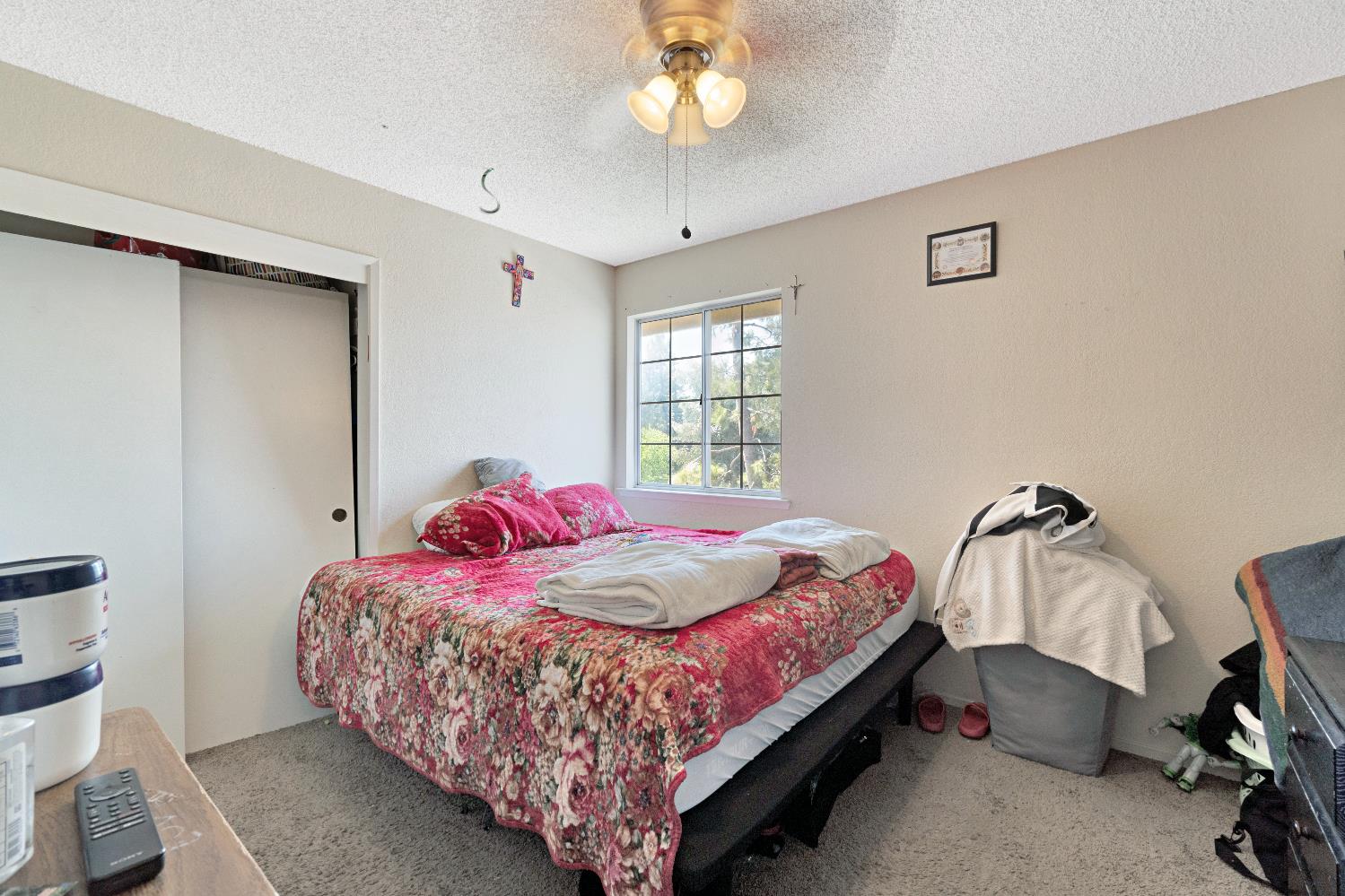 6060 E Illinois Ave, Fresno, CA 93727