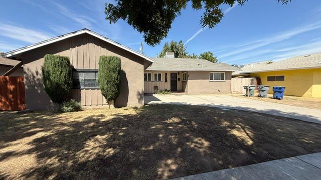 3001 E Willis Ave, Fresno, CA 93726