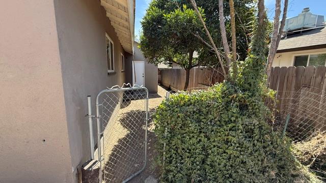 3001 E Willis Ave, Fresno, CA 93726