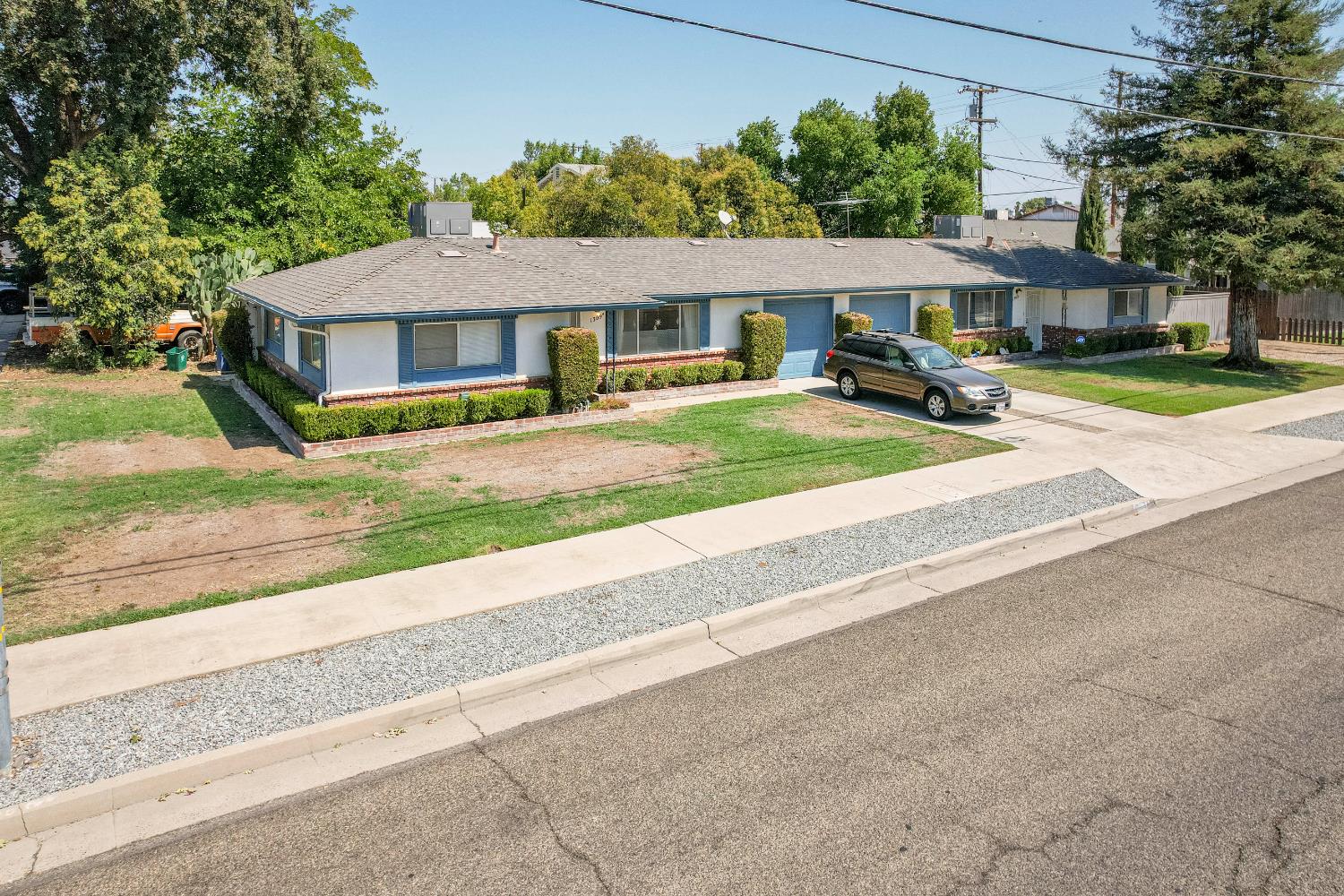 1309 3rd St, Clovis, CA 93612