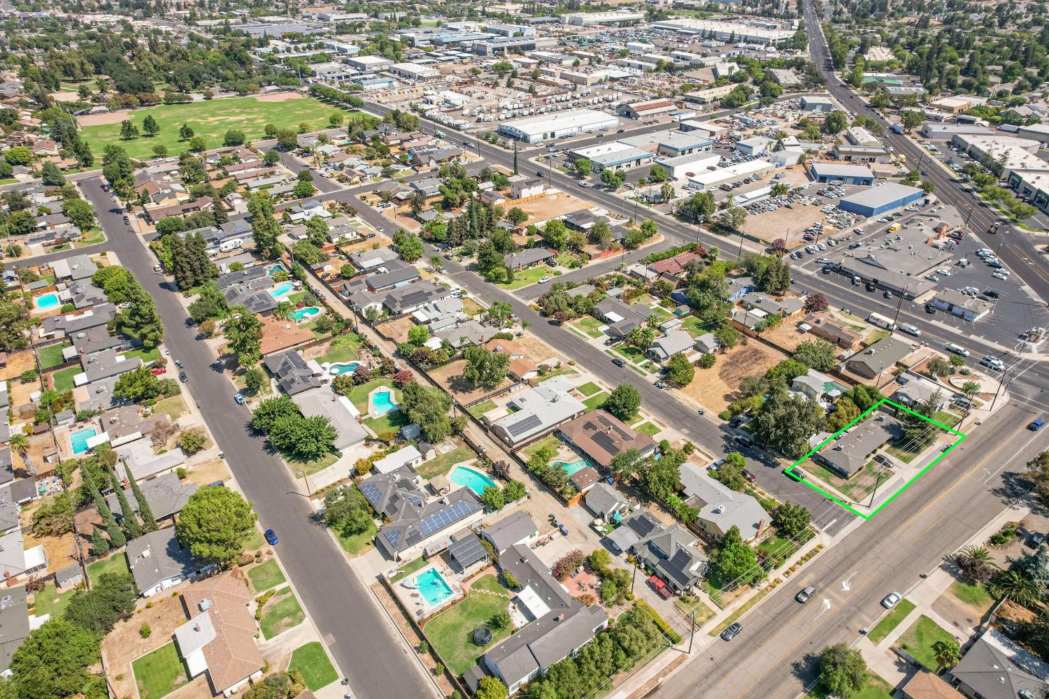 1309 3rd St, Clovis, CA 93612