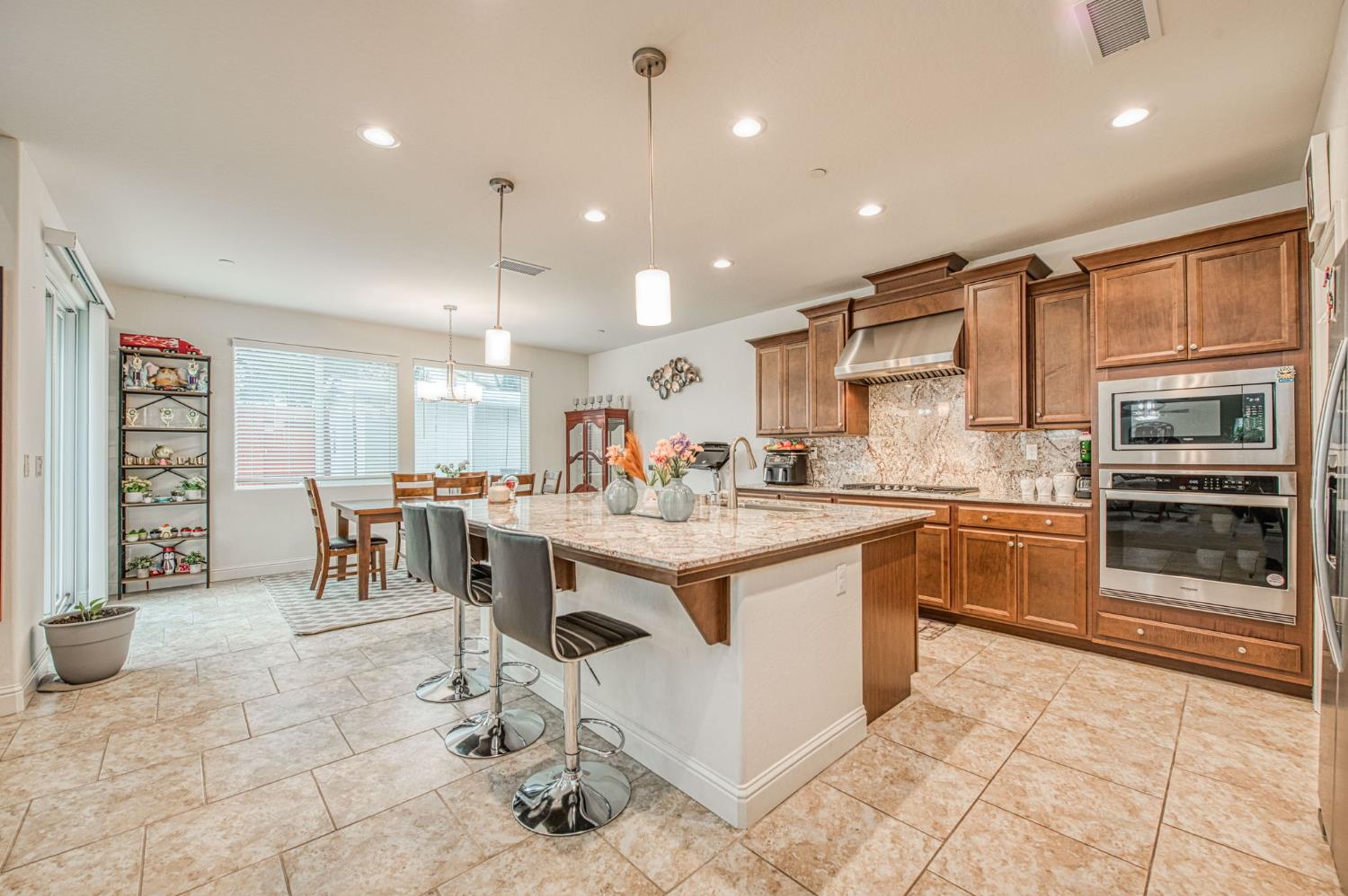 4368 N Casey Ave, Fresno, CA 93723