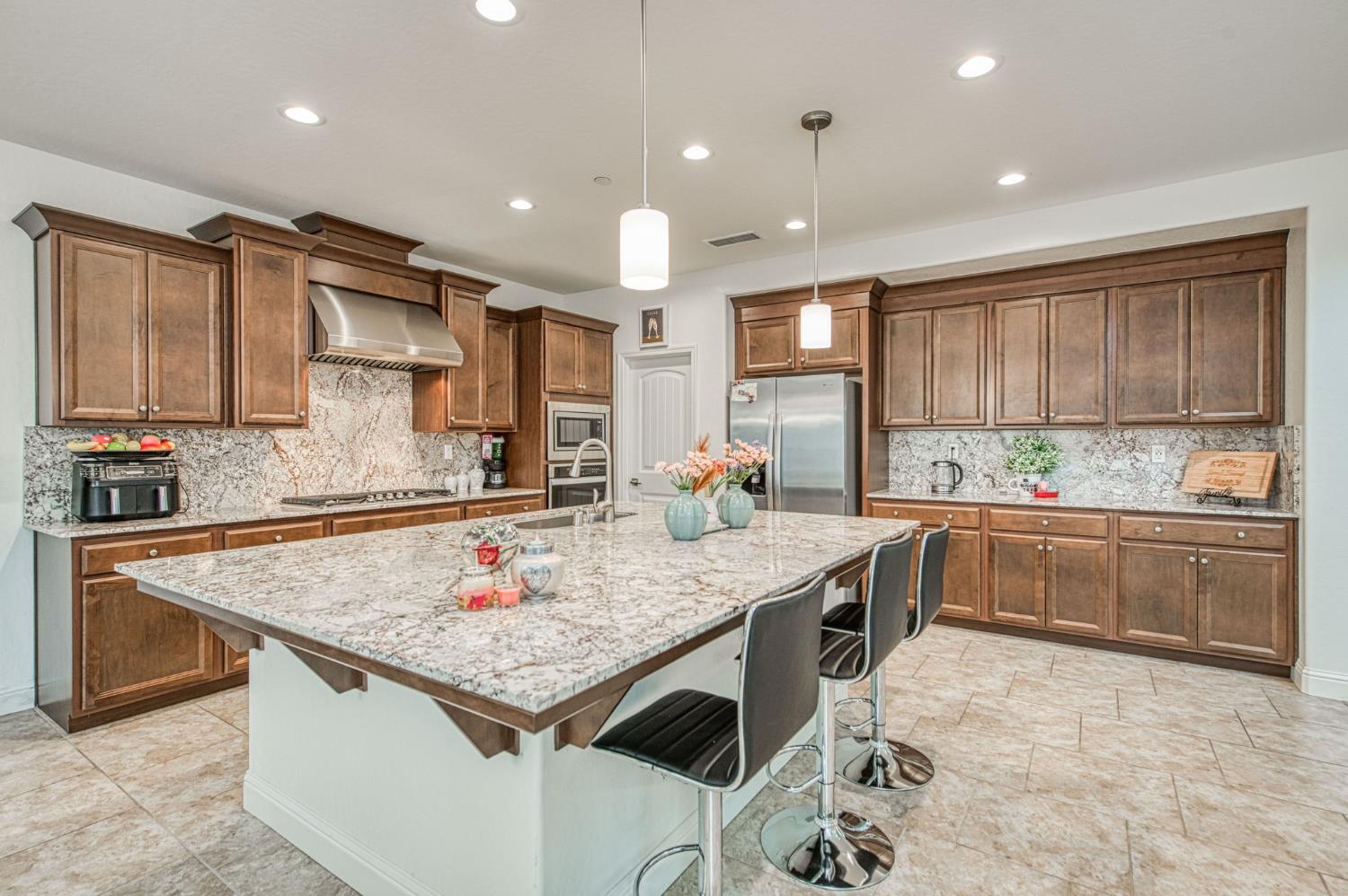4368 N Casey Ave, Fresno, CA 93723