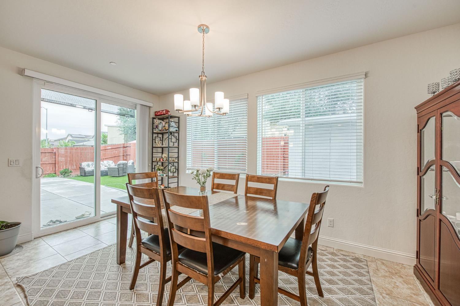 4368 N Casey Ave, Fresno, CA 93723